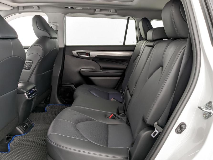 Toyota Highlander IV (XU70) Москва  - изображение 13