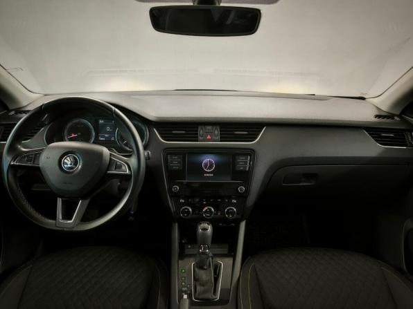 Skoda Octavia III (A7) Рестайлинг с пробегом 2017 года, цена 1 700 000 рублей, 159093 км, лифтбек, Автокод Объявления