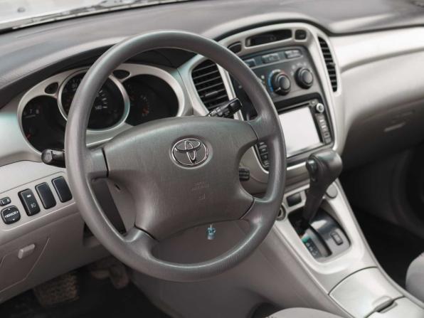 Toyota Highlander I (XU20) Рестайлинг с пробегом 2006 года, цена 1 080 000 рублей, 212516 км, внедорожник, Автокод Объявления