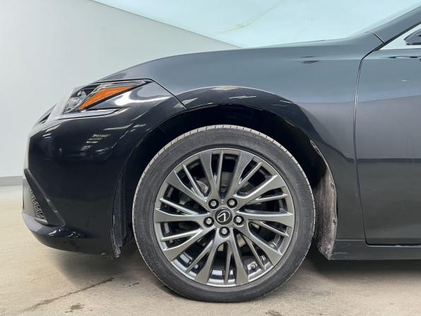 Lexus ES VII с пробегом 2020 года, цена 3 750 000 рублей, 135227 км, седан, Автокод Объявления
