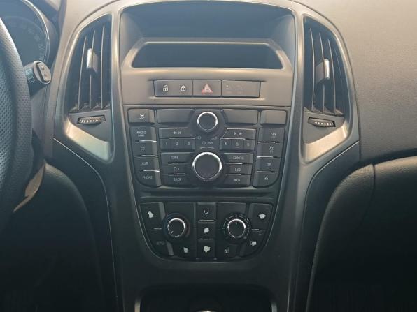 Opel Astra J с пробегом 2012 года, цена 590 000 рублей, 190235 км, хэтчбек, Автокод Объявления