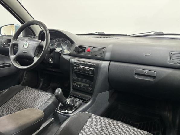 Skoda Octavia I (A4) Рестайлинг с пробегом 2002 года, цена 270 000 рублей, 348810 км, лифтбек, Автокод Объявления