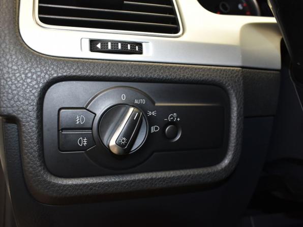 Volkswagen Touareg II Рестайлинг с пробегом 2017 года, цена 3 329 000 рублей, 130000 км, внедорожник, Автокод Объявления