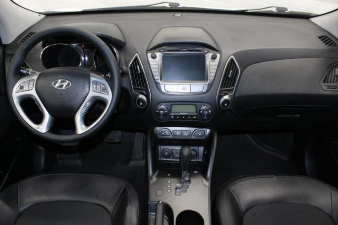 Hyundai ix35 I Рестайлинг с пробегом 2014 года, цена 1 450 000 рублей, 210915 км, внедорожник, Автокод Объявления
