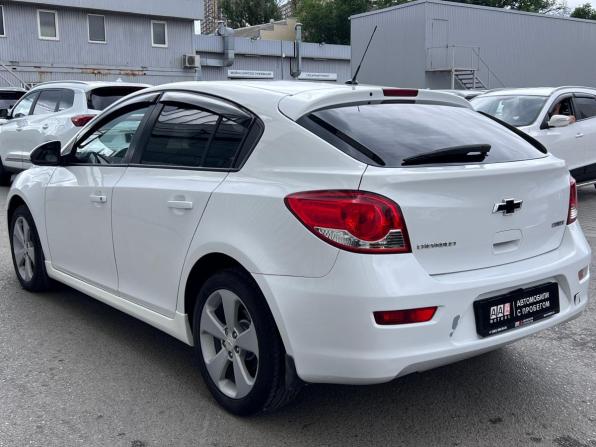Chevrolet Cruze I Рестайлинг с пробегом 2013 года, цена 690 000 рублей, 240000 км, хэтчбек, Автокод Объявления