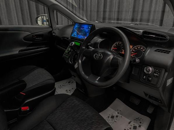 Toyota Wish II с пробегом 2009 года, цена 1 150 000 рублей, 140000 км, минивэн, Автокод Объявления