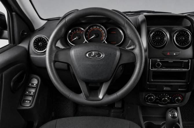 Lada (ВАЗ) Largus I Рестайлинг с пробегом 2025 года, цена 1 379 000 рублей, 23000 км, универсал, Автокод Объявления