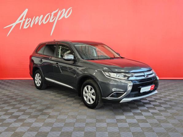 Mitsubishi Outlander III Рестайлинг 2 с пробегом 2018 года, цена 1 699 000 рублей, 170000 км, внедорожник, Автокод Объявления