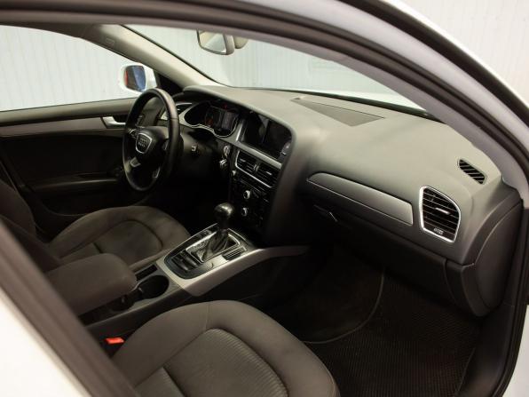 Audi A4 IV (B8) Рестайлинг с пробегом 2012 года, цена 1 170 000 рублей, 172352 км, седан, Автокод Объявления
