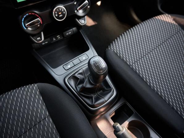 Kia Rio IV с пробегом 2018 года, цена 1 091 000 рублей, 140767 км, седан, Автокод Объявления