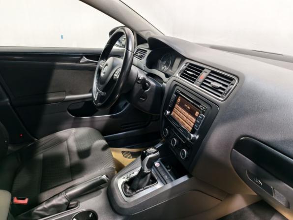 Volkswagen Jetta VI с пробегом 2011 года, цена 895 000 рублей, 200323 км, седан, Автокод Объявления