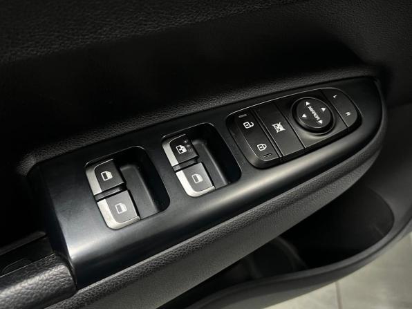 Kia Rio IV с пробегом 2019 года, цена 1 250 000 рублей, 62000 км, седан, Автокод Объявления
