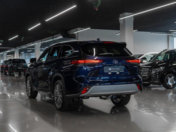 Toyota Highlander IV (XU70) с пробегом 2026 года, цена 5 600 000 рублей, 30 км, внедорожник, Автокод Объявления
