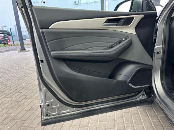 Haval F7 I Рестайлинг с пробегом 2023 года, цена 2 050 000 рублей, 19131 км, внедорожник, Автокод Объявления