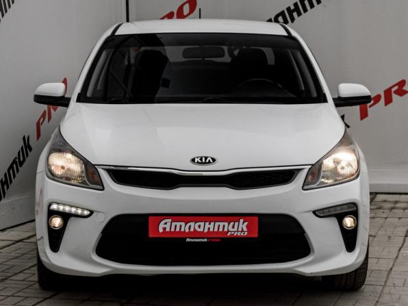 Kia Rio IV с пробегом 2019 года, цена 1 380 000 рублей, 134450 км, седан, Автокод Объявления