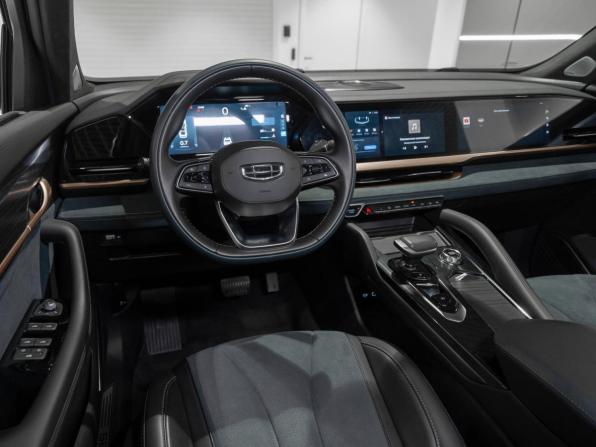 Geely Monjaro I с пробегом 2023 года, цена 3 480 000 рублей, 22498 км, внедорожник, Автокод Объявления