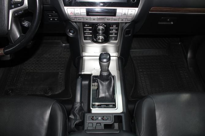 Toyota Land Cruiser Prado 150 Series Рестайлинг 3 с пробегом 2021 года, цена 7 000 000 рублей, 158555 км, внедорожник, Автокод Объявления