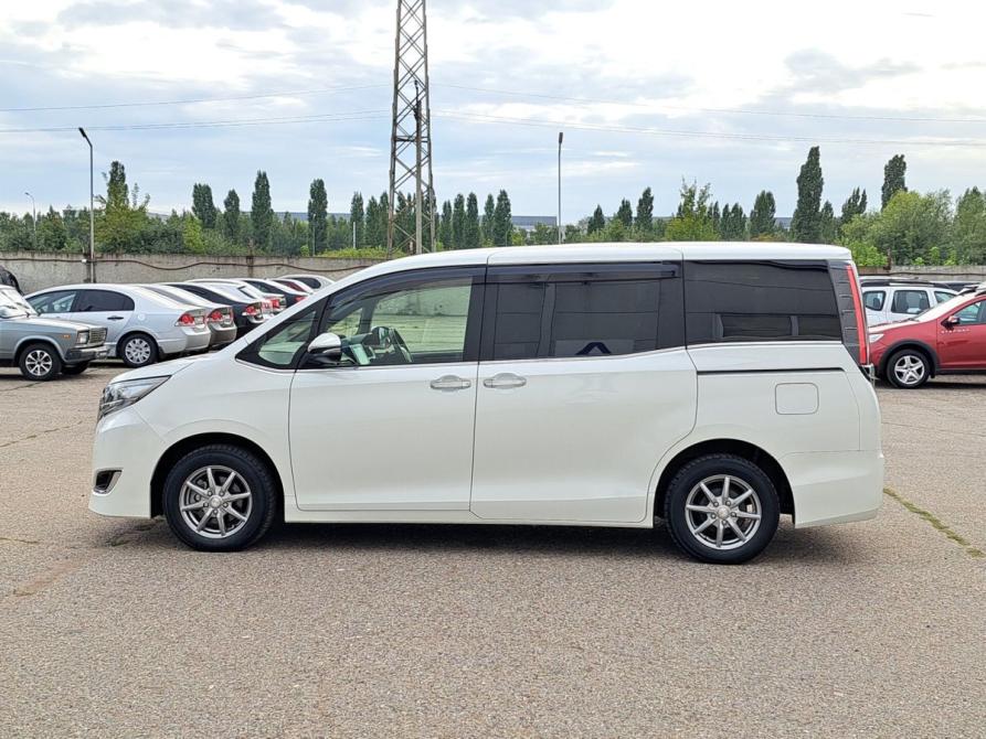 Toyota Esquire I Рестайлинг Набережные Челны  - изображение 10
