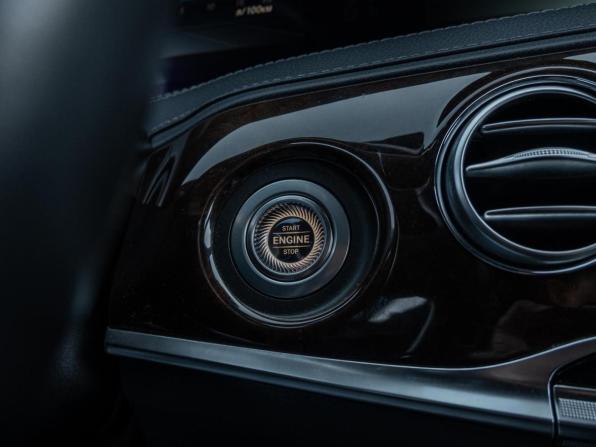 Mercedes-Benz S-Класс VI (W222 C217) Рестайлинг с пробегом 2018 года, цена 5 800 000 рублей, 130411 км, седан, Автокод Объявления
