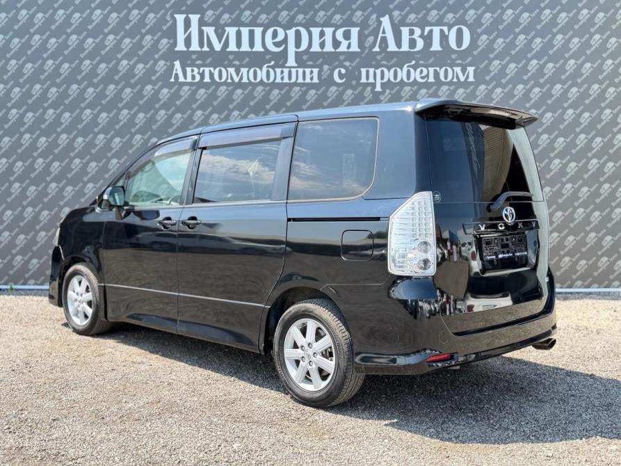 Toyota Voxy II (R70) Краснодар  - изображение 6