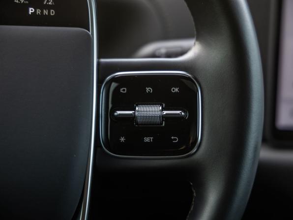 Li Auto (Lixiang) L7 I Рестайлинг с пробегом 2025 года, цена 7 258 000 рублей, 16579 км, внедорожник, Автокод Объявления