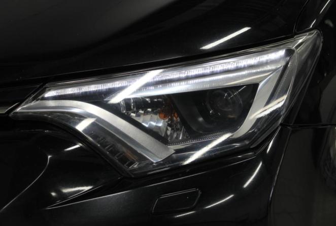 Toyota RAV4 IV (XA40) Рестайлинг с пробегом 2018 года, цена 1 950 000 рублей, 281601 км, внедорожник, Автокод Объявления