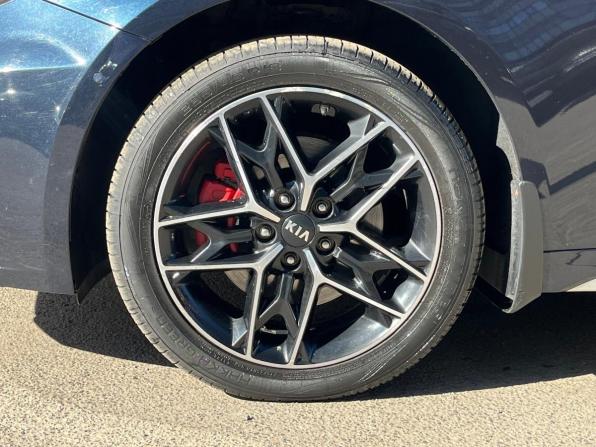 Kia Optima IV Рестайлинг с пробегом 2019 года, цена 2 239 000 рублей, 100962 км, седан, Автокод Объявления