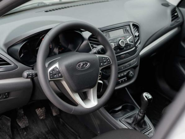 Lada (ВАЗ) Vesta I с пробегом 2019 года, цена 1 030 000 рублей, 102379 км, универсал, Автокод Объявления