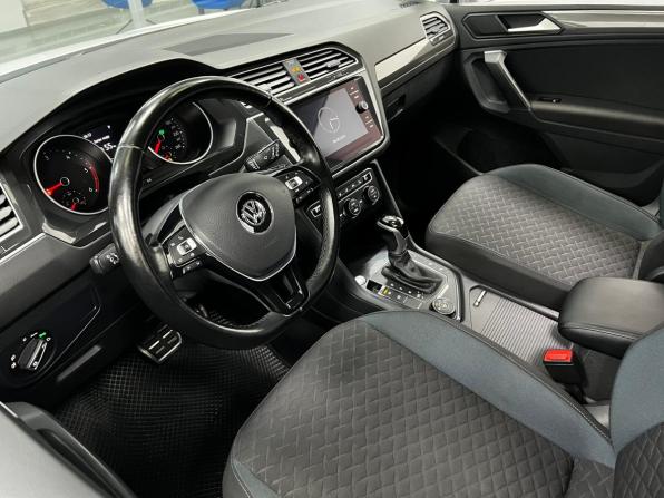 Volkswagen Tiguan II с пробегом 2019 года, цена 2 850 000 рублей, 125699 км, внедорожник, Автокод Объявления