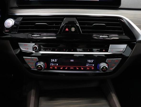 BMW 5 серии VII (G30/G31/G38) Рестайлинг с пробегом 2020 года, цена 4 990 000 рублей, 149302 км, седан, Автокод Объявления