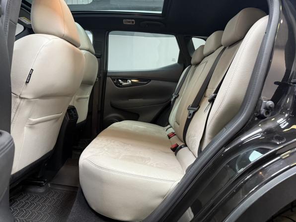 Nissan Qashqai II с пробегом 2014 года, цена 1 699 000 рублей, 100354 км, внедорожник, Автокод Объявления