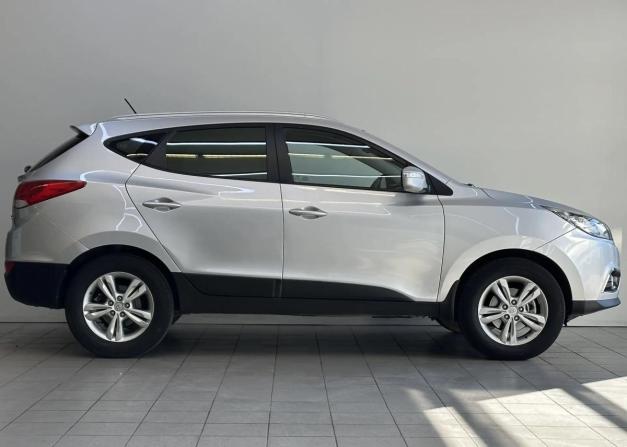 Hyundai ix35 I с пробегом 2012 года, цена 1 290 000 рублей, 180479 км, внедорожник, Автокод Объявления