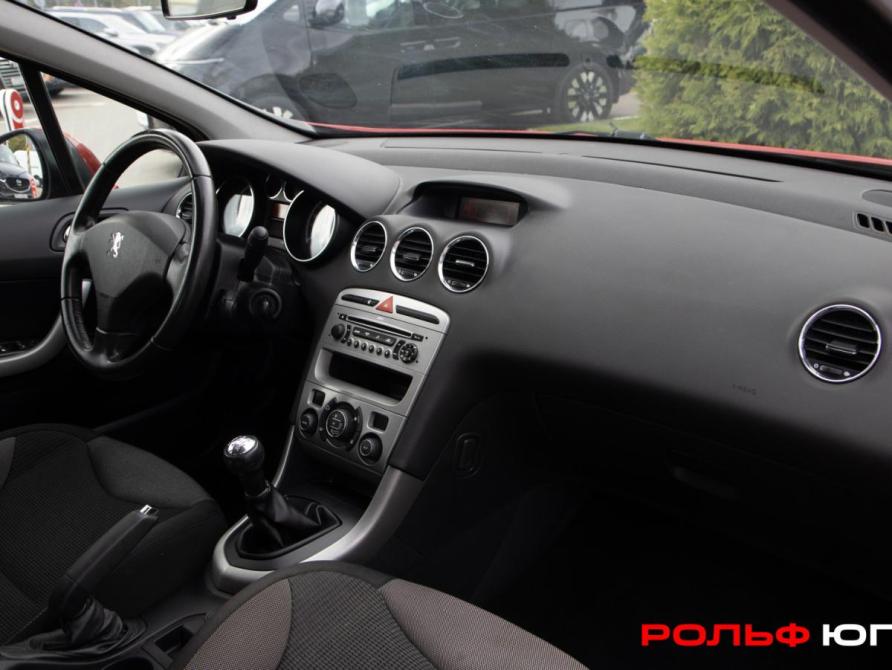 Peugeot 308 I Москва  - изображение 7