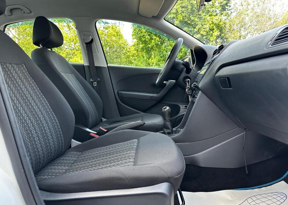 Volkswagen Polo V Рестайлинг Уфа  - изображение 15