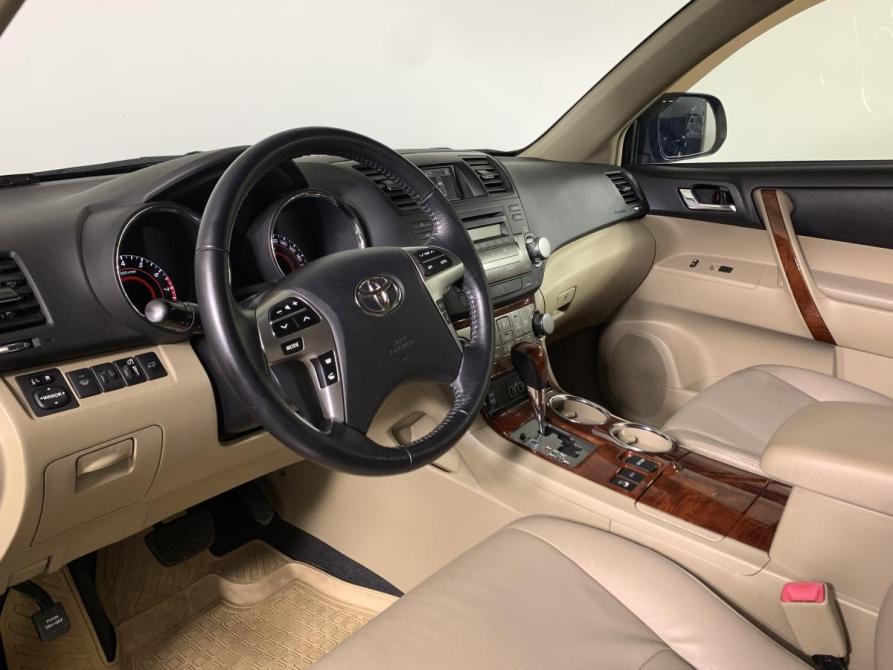Toyota Highlander II (XU40) Рестайлинг Москва  - изображение 11