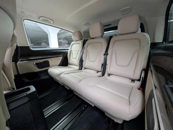 Mercedes-Benz V-Класс III (W447) Рестайлинг с пробегом 2023 года, цена 8 799 000 рублей, 68248 км, минивэн, Автокод Объявления