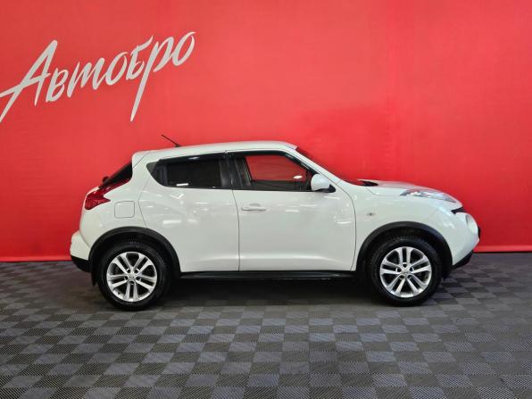 Nissan Juke I с пробегом 2014 года, цена 990 000 рублей, 143516 км, внедорожник, Автокод Объявления