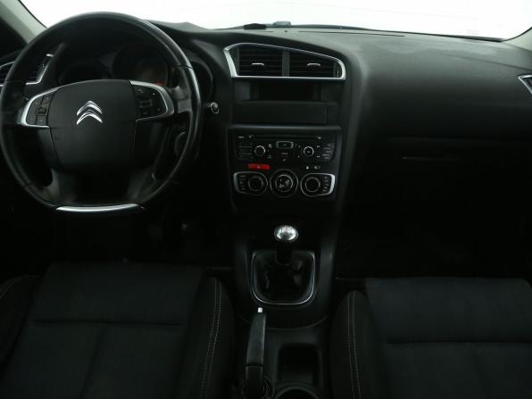 Citroen C4 II с пробегом 2012 года, цена 391 000 рублей, 233000 км, хэтчбек, Автокод Объявления