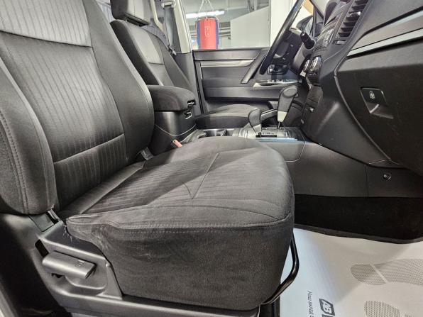 Mitsubishi Pajero IV Рестайлинг 1 с пробегом 2011 года, цена 1 810 000 рублей, 227083 км, внедорожник, Автокод Объявления
