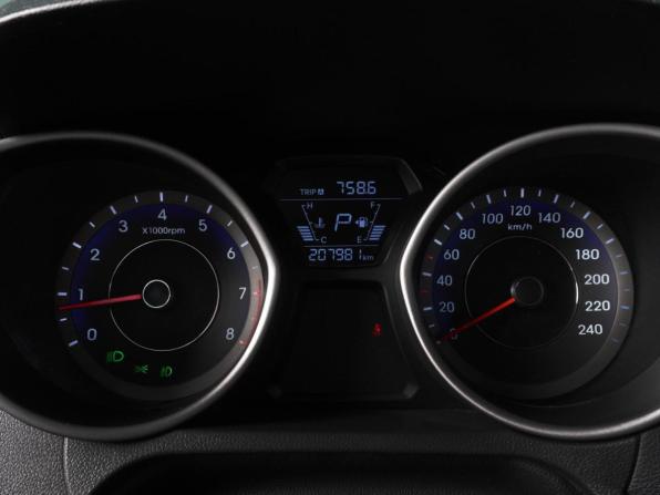 Hyundai Elantra V (MD) Рестайлинг с пробегом 2015 года, цена 1 145 000 рублей, 207981 км, седан, Автокод Объявления