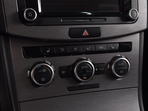 Volkswagen Passat B7 с пробегом 2013 года, цена 1 614 995 рублей, 106633 км, седан, Автокод Объявления
