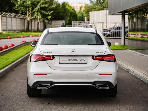 Mercedes-Benz E-Класс V (W213 S213 C238) Рестайлинг с пробегом 2021 года, цена 4 449 000 рублей, 87878 км, седан, Автокод Объявления