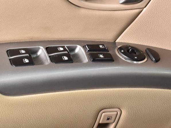 Hyundai Santa Fe II Рестайлинг с пробегом 2011 года, цена 1 299 999 рублей, 263083 км, внедорожник, Автокод Объявления