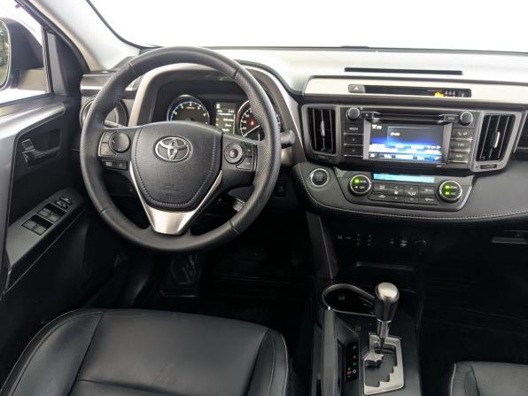 Toyota RAV4 IV (XA40) Рестайлинг с пробегом 2016 года, цена 2 750 000 рублей, 71352 км, внедорожник, Автокод Объявления