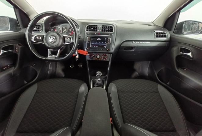 Volkswagen Polo V Рестайлинг с пробегом 2018 года, цена 960 000 рублей, 198897 км, седан, Автокод Объявления