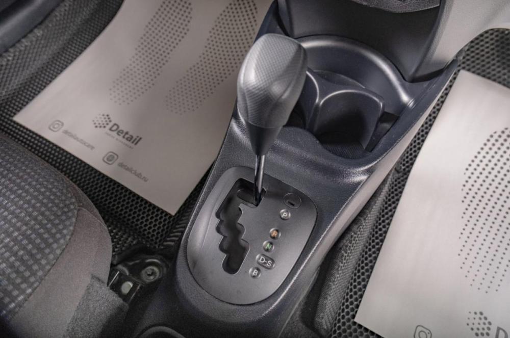 Toyota Vitz III (XP130) Рестайлинг 2 Томск  - изображение 17