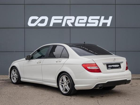 Mercedes-Benz C-Класс III (W204) Рестайлинг с пробегом 2012 года, цена 1 445 000 рублей, 256218 км, седан, Автокод Объявления