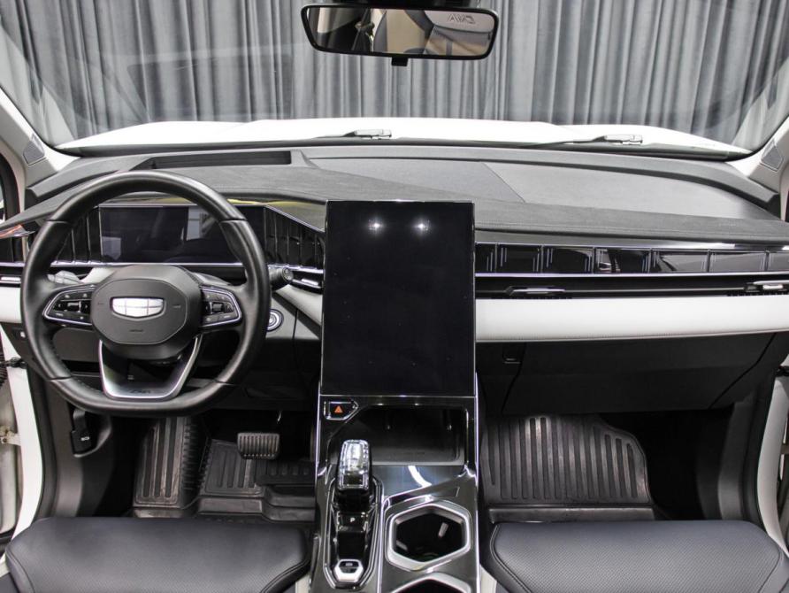 Geely Atlas II Москва  - изображение 14