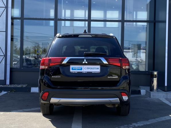 Mitsubishi Outlander III Рестайлинг 2 с пробегом 2017 года, цена 1 619 000 рублей, 153387 км, внедорожник, Автокод Объявления