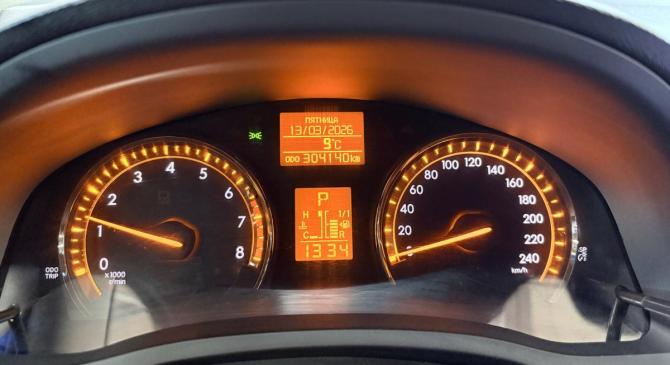 Toyota Avensis III Рестайлинг с пробегом 2011 года, цена 940 000 рублей, 304139 км, седан, Автокод Объявления